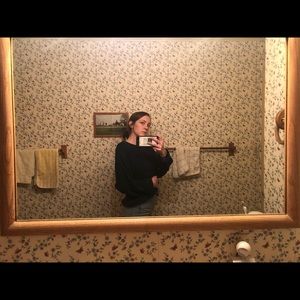 Meet your Posher, Thea